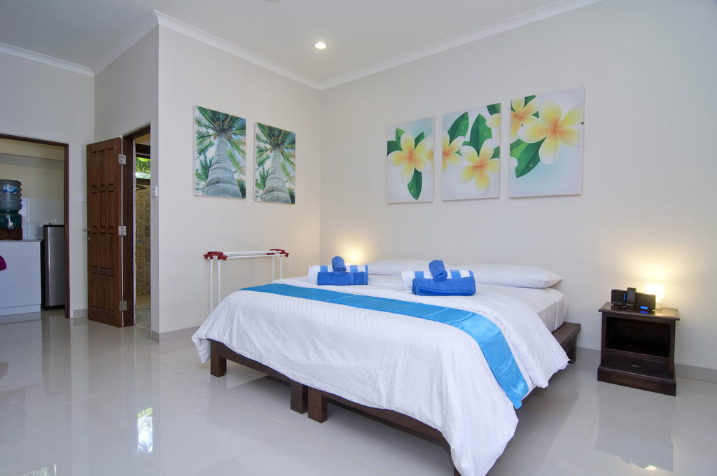 Lovina Oasis Hotel Extérieur photo