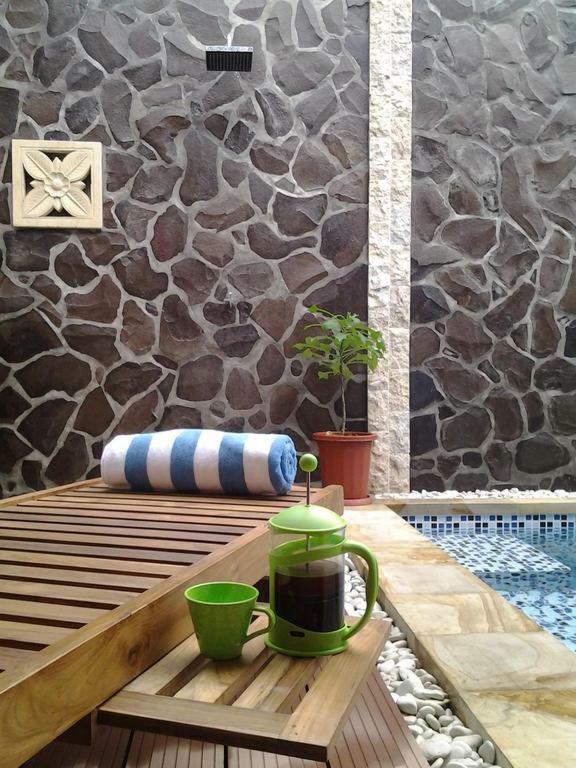 Lovina Oasis Hotel Extérieur photo